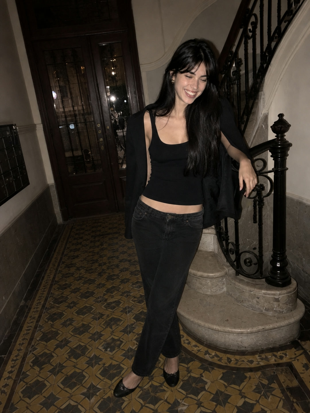 Kala en un interior romano